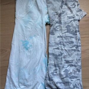 Gap v-neck T-shirt’s small